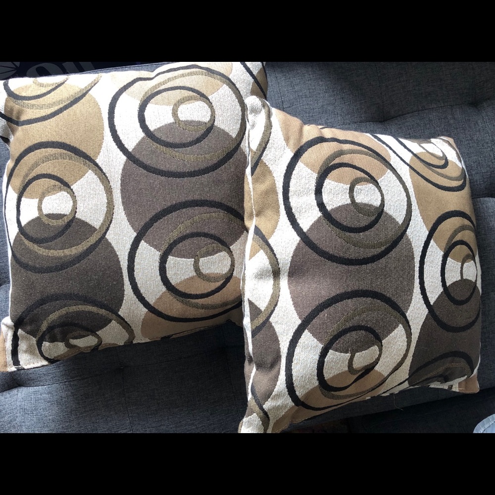 Contemporary Throw Pillows (set of 2)